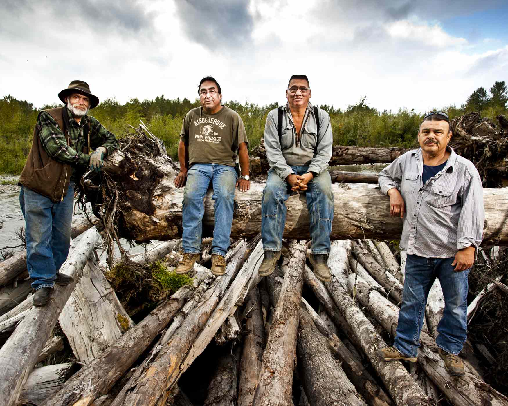 smale-Elwha-dams-River-Restoration-Crew-24.jpg